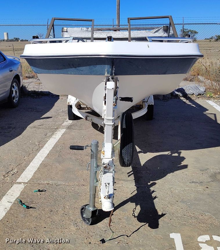 image for item DP5040 1977 Glastex Co Sea Star boat