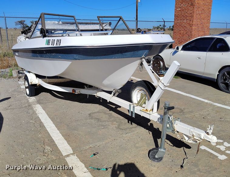 image for item DP5040 1977 Glastex Co Sea Star boat