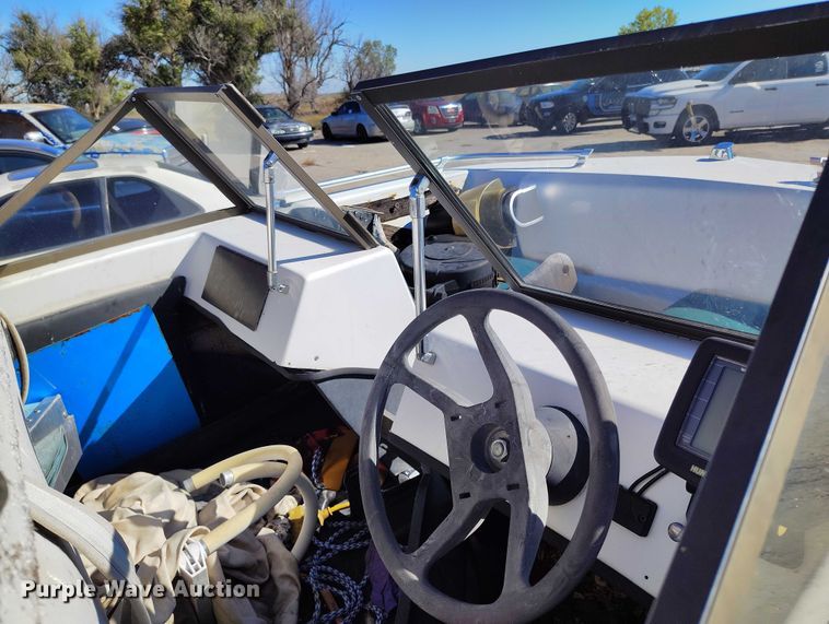 image for item DP5040 1977 Glastex Co Sea Star boat