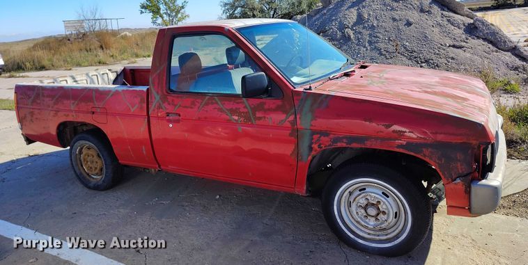 image for item DP5043 1995 Nissan pickup truck