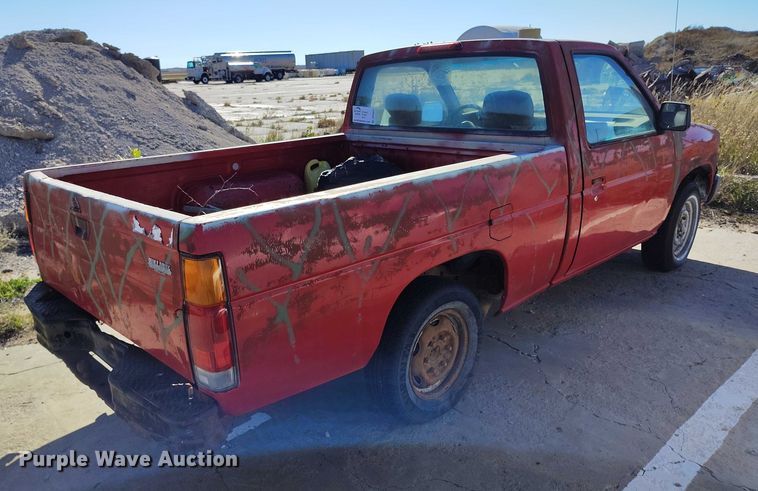 image for item DP5043 1995 Nissan pickup truck