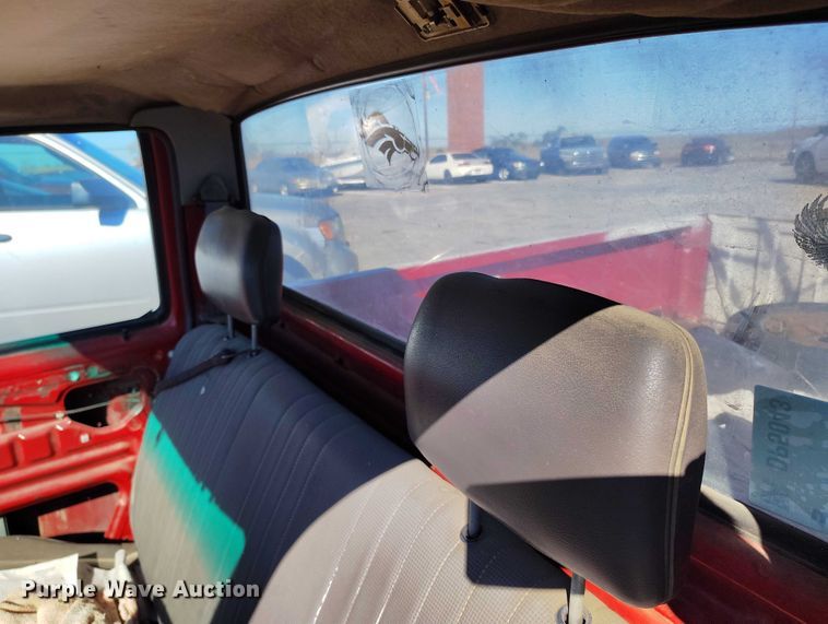 image for item DP5043 1995 Nissan pickup truck