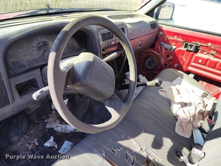 image for item DP5043 1995 Nissan pickup truck
