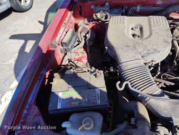 image for item DP5043 1995 Nissan pickup truck