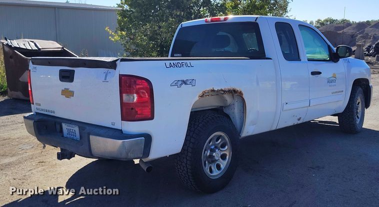image for item DP5044 2012 Chevrolet Silverado 1500 Ext. Cab pickup truck