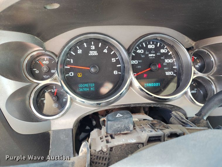 image for item DP5044 2012 Chevrolet Silverado 1500 Ext. Cab pickup truck