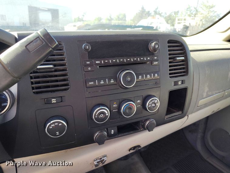 image for item DP5044 2012 Chevrolet Silverado 1500 Ext. Cab pickup truck