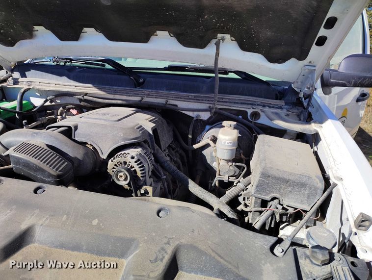 image for item DP5044 2012 Chevrolet Silverado 1500 Ext. Cab pickup truck