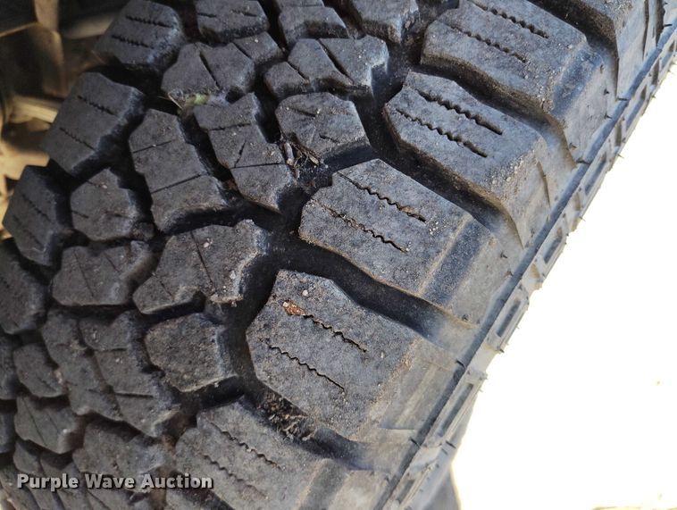 image for item DP5044 2012 Chevrolet Silverado 1500 Ext. Cab pickup truck