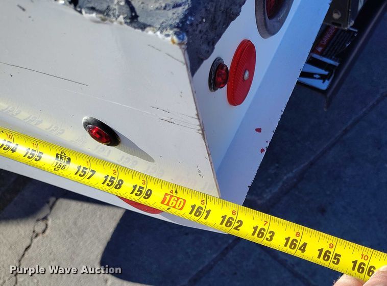 image for item DP5048 2016 Ford F550 bucket truck