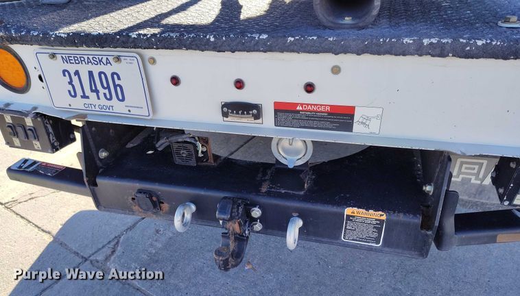 image for item DP5048 2016 Ford F550 bucket truck