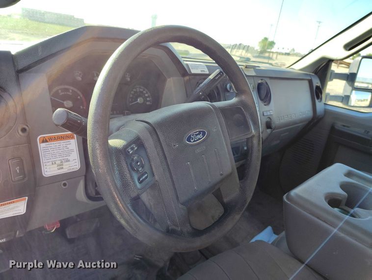 image for item DP5048 2016 Ford F550 bucket truck