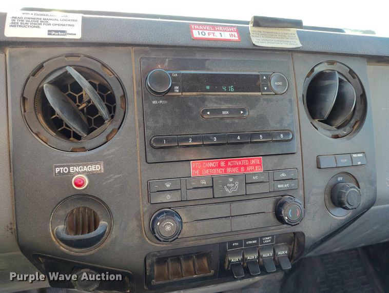 image for item DP5048 2016 Ford F550 bucket truck