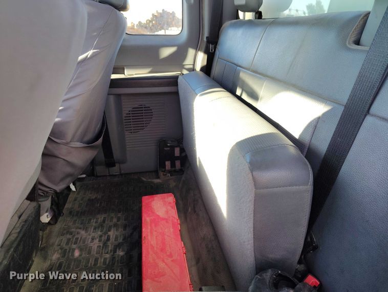 image for item DP5048 2016 Ford F550 bucket truck