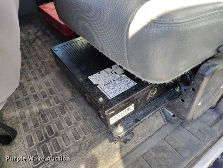 image for item DP5048 2016 Ford F550 bucket truck