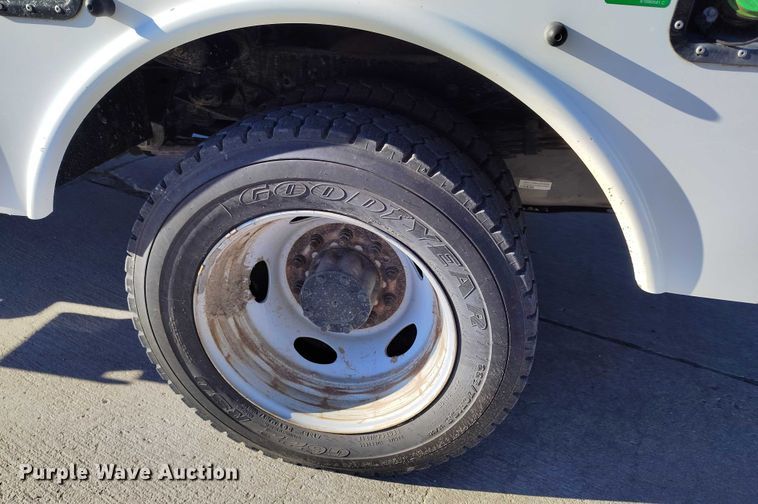 image for item DP5048 2016 Ford F550 bucket truck