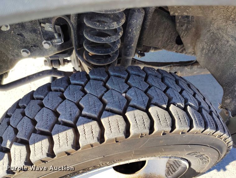 image for item DP5048 2016 Ford F550 bucket truck