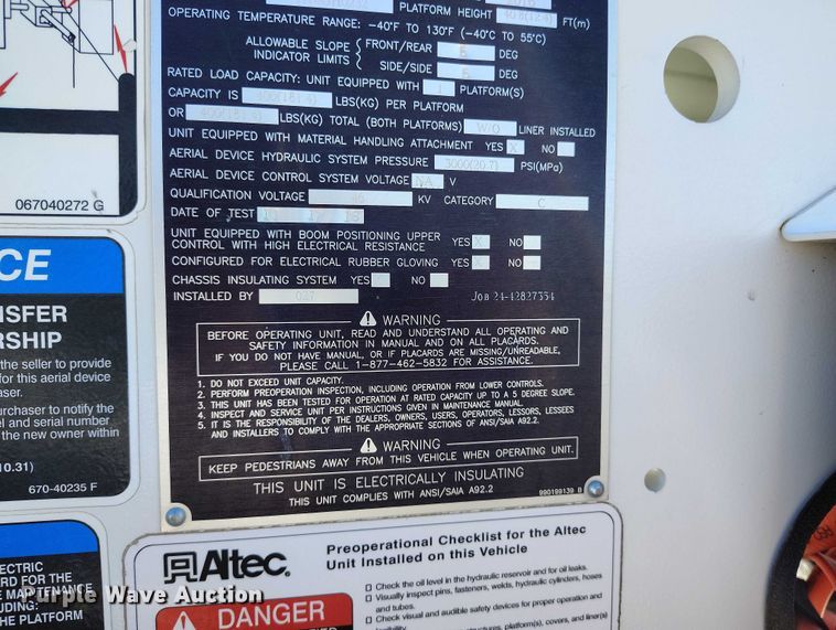 image for item DP5048 2016 Ford F550 bucket truck