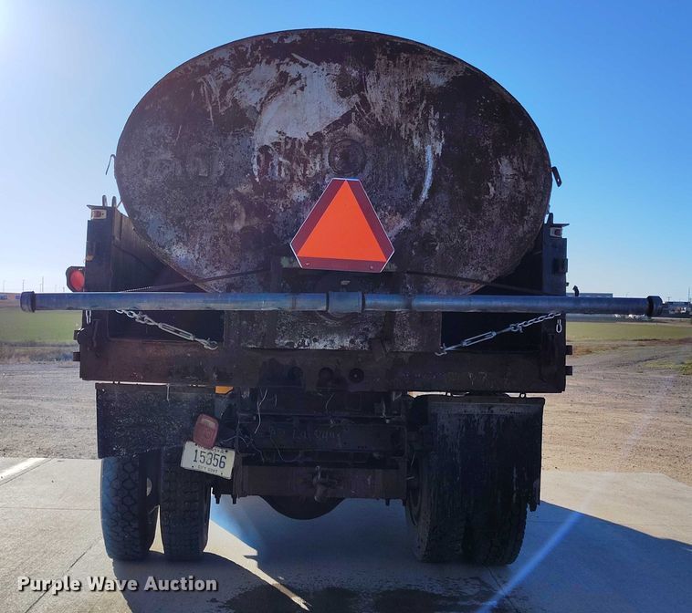 image for item DP5049 1988 GMC C7500 dump truck