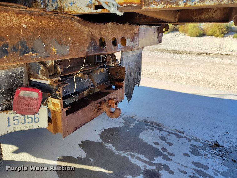 image for item DP5049 1988 GMC C7500 dump truck