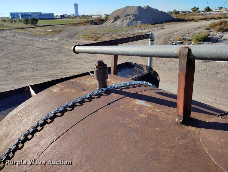 image for item DP5049 1988 GMC C7500 dump truck