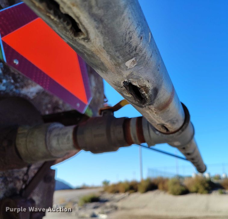 image for item DP5049 1988 GMC C7500 dump truck