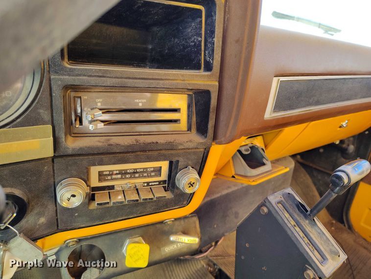 image for item DP5049 1988 GMC C7500 dump truck