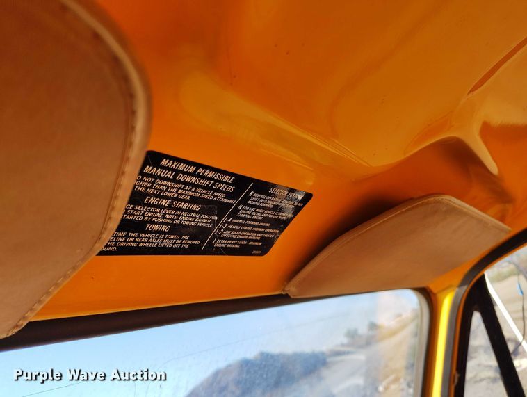 image for item DP5049 1988 GMC C7500 dump truck