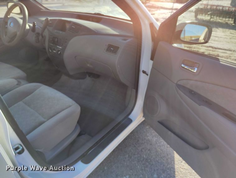 image for item DP5050 2001 Toyota Prius 