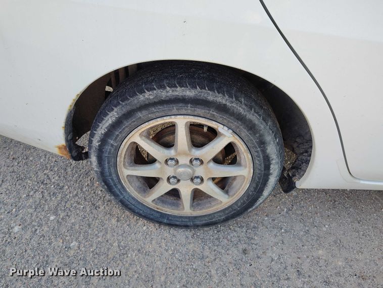 image for item DP5050 2001 Toyota Prius 