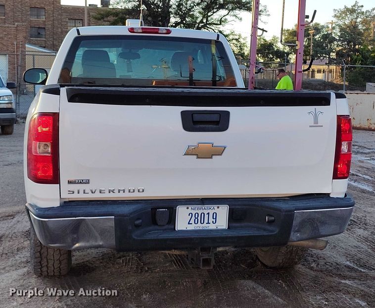 image for item DP5052 2007 Chevrolet Silverado 1500 Ext. Cab pickup truck