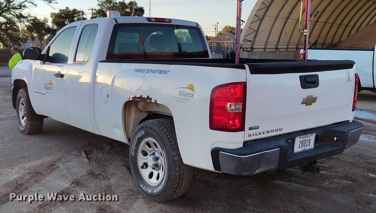 image for item DP5052 2007 Chevrolet Silverado 1500 Ext. Cab pickup truck