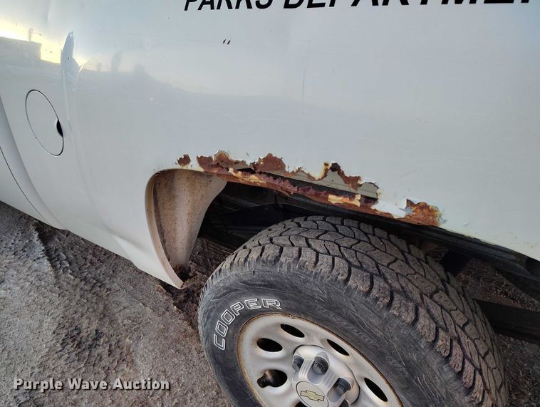 image for item DP5052 2007 Chevrolet Silverado 1500 Ext. Cab pickup truck