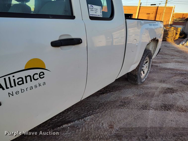 image for item DP5052 2007 Chevrolet Silverado 1500 Ext. Cab pickup truck