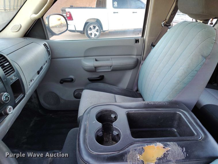 image for item DP5052 2007 Chevrolet Silverado 1500 Ext. Cab pickup truck