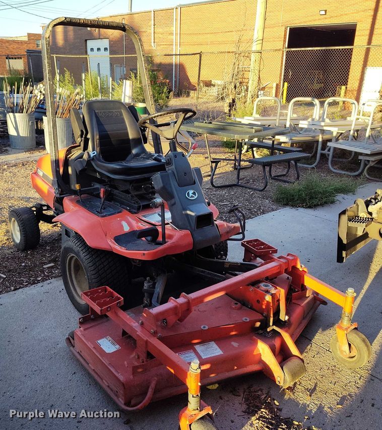 image for item DP5053 Kubota F2560 lawn mower