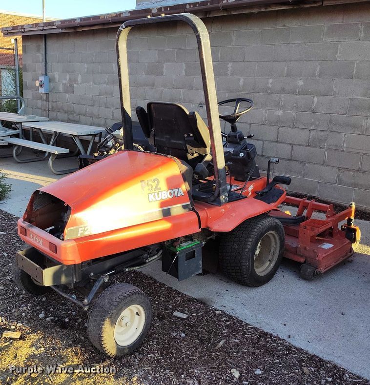 image for item DP5053 Kubota F2560 lawn mower