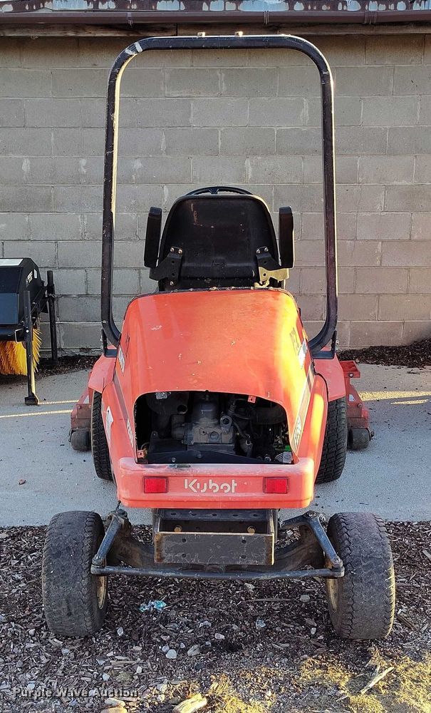image for item DP5053 Kubota F2560 lawn mower