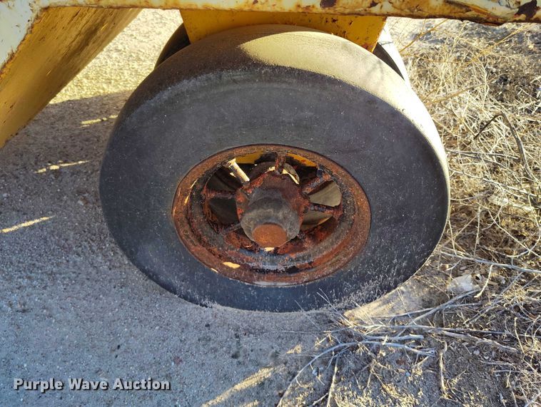 image for item DP5054 Shop Built pneumatic roller  