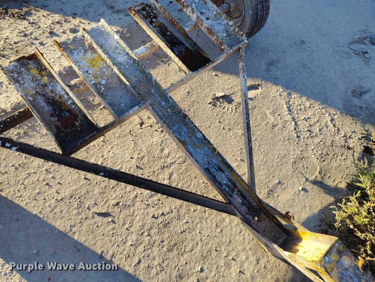 image for item DP5054 Shop Built pneumatic roller  