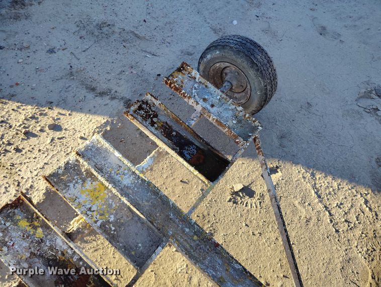 image for item DP5054 Shop Built pneumatic roller  