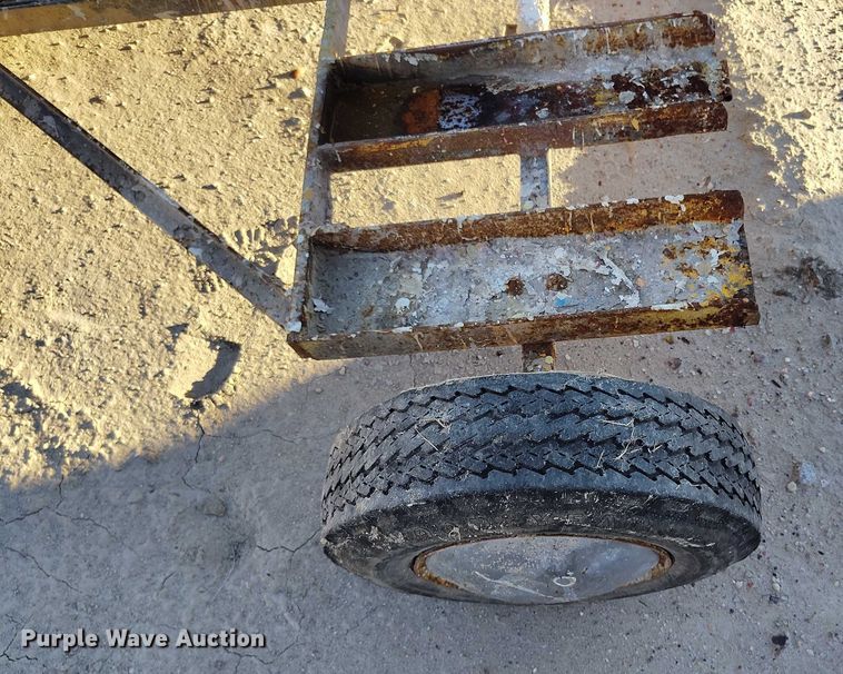 image for item DP5054 Shop Built pneumatic roller  