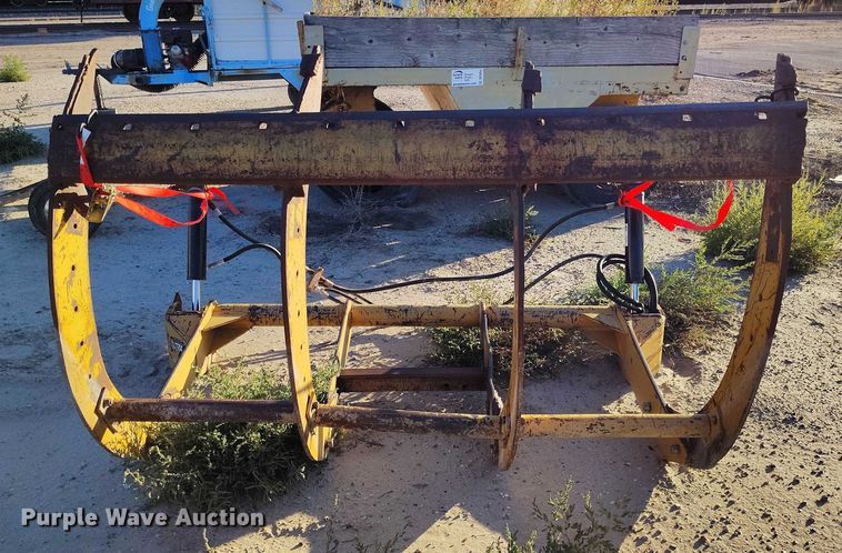 image for item DP5055 V.W.S. wheel loader grapple bucket