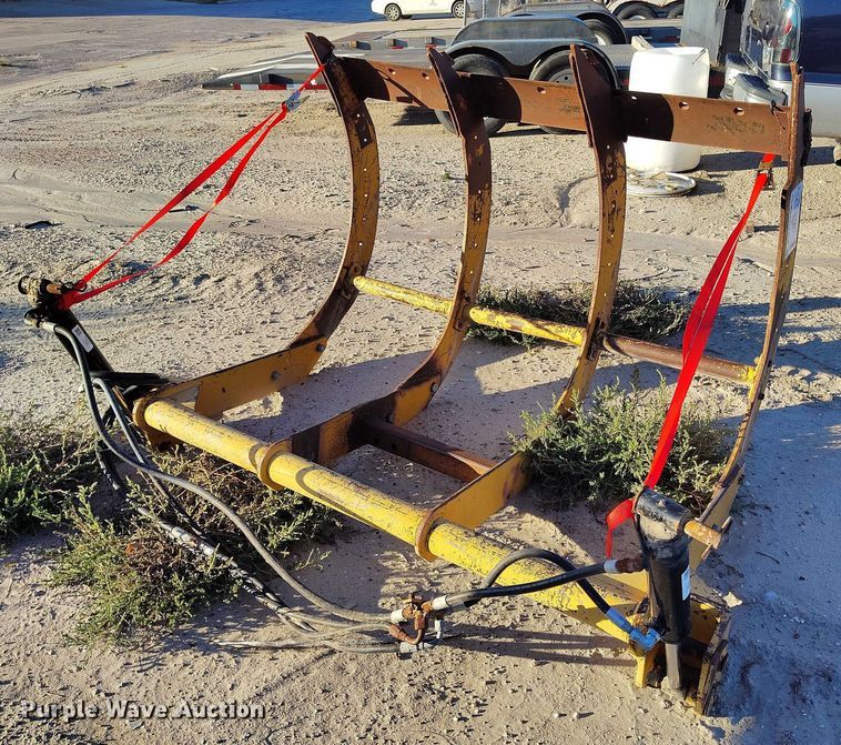 image for item DP5055 V.W.S. wheel loader grapple bucket