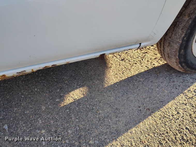 image for item DP5056 2004 Chevrolet Silverado 1500 Ext. Cab pickup truck