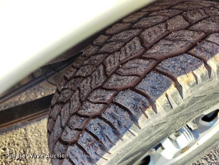 image for item DP5056 2004 Chevrolet Silverado 1500 Ext. Cab pickup truck