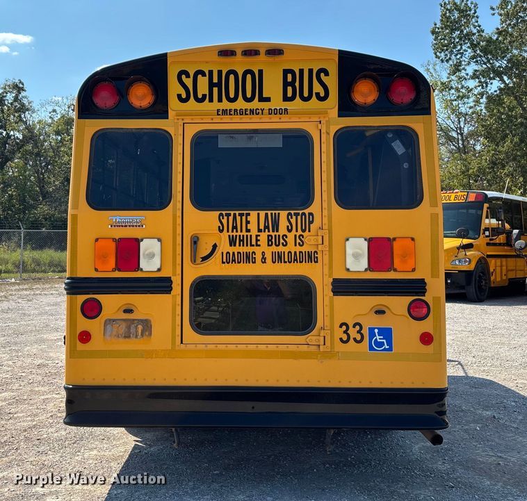 image for item DU1346 2014 Chevrolet School bus