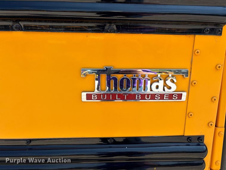 image for item DU1347 2014 Chevrolet school bus