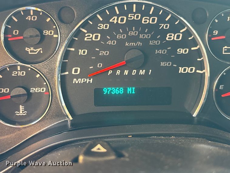 image for item DU1347 2014 Chevrolet school bus