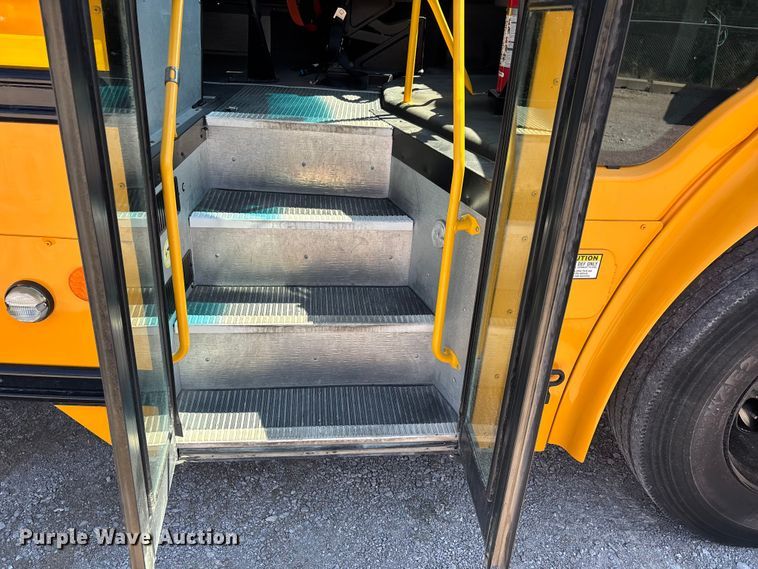 image for item DU1348 2020 Thomas Built school bus